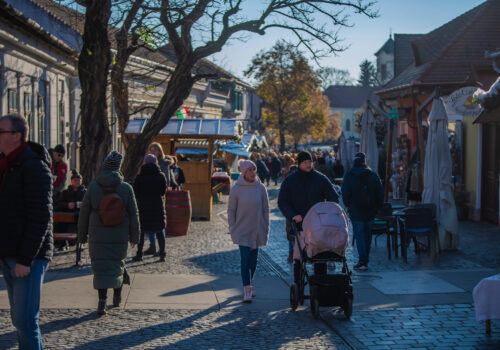 Kiemelt kép a Újdonságok az idei szentendrei adventi vásárban című bejegyzéshez